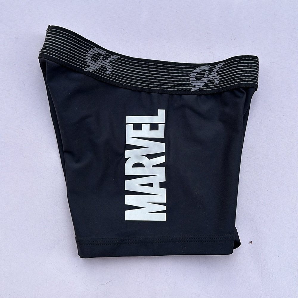 GK Elite Marvel athletic stretch gym shorts, adult small